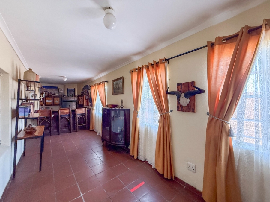 4 Bedroom Property for Sale in De Kroon A H North West